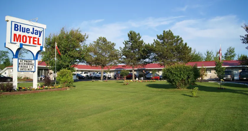 Blue Jay Motel - Image 1