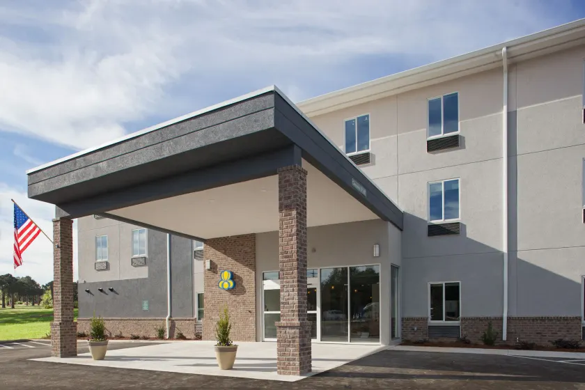 Iris Garden Inn - Image 1