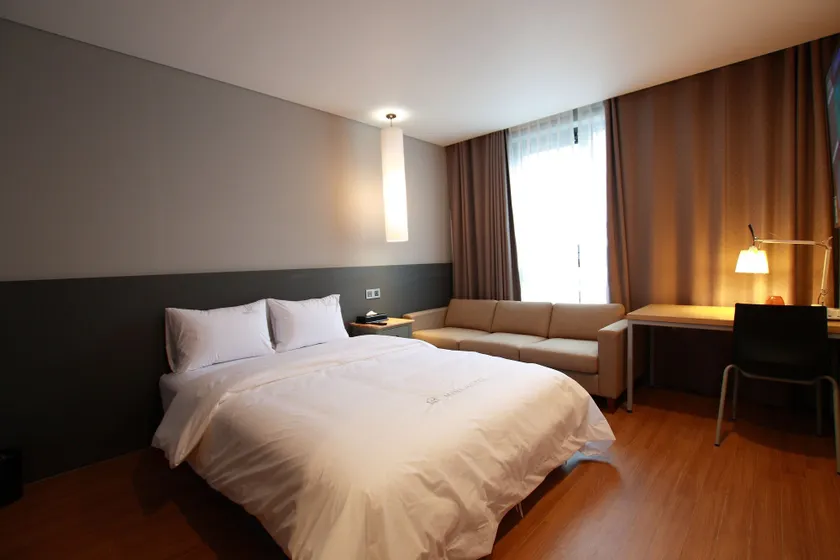 Mini Hotel 141 - Image 1