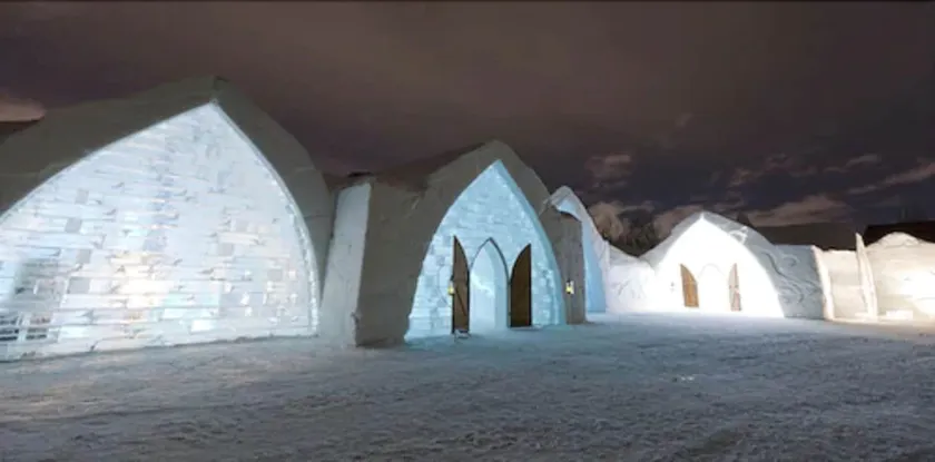 Hôtel de Glace - Image 1