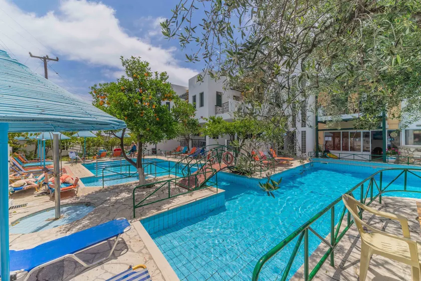 Kastro Studios Apartments - Image 1
