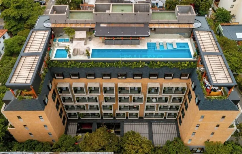Landmark Hotel - Image 1