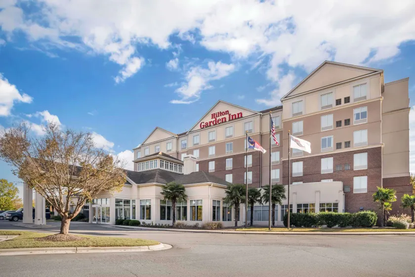 Hilton Garden Inn Charlotte/Concord - Image 1