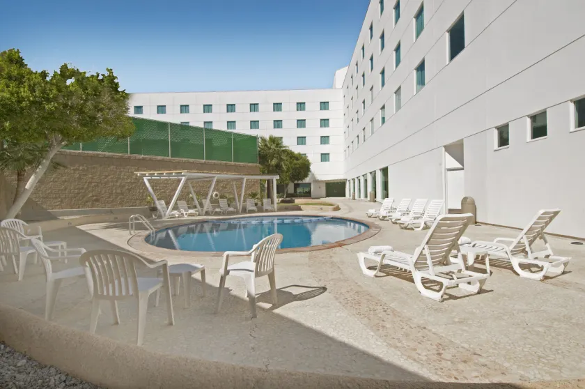 Fiesta Inn Mexicali - Image 1
