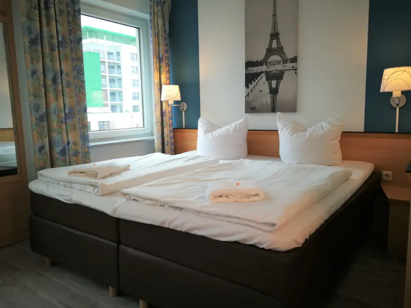 Hotel NEAR BY - Image 1