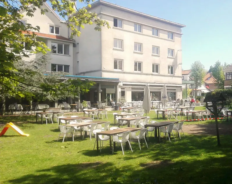 Parkhotel - Image 1