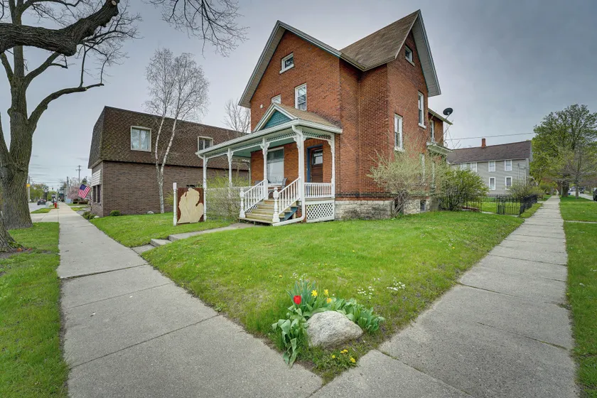 Dtwn Victorian Home - 1 Mi to Lake Michigan Beach! - Image 1