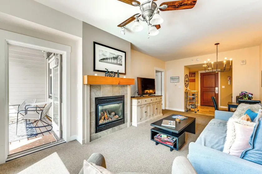 Moderne Ski-Ferienwohnung mit Blick auf die kontinentale Wasserscheide – Fraser Crossing/Founders Pointe, Premium-Bewertung 4470 - Image 1