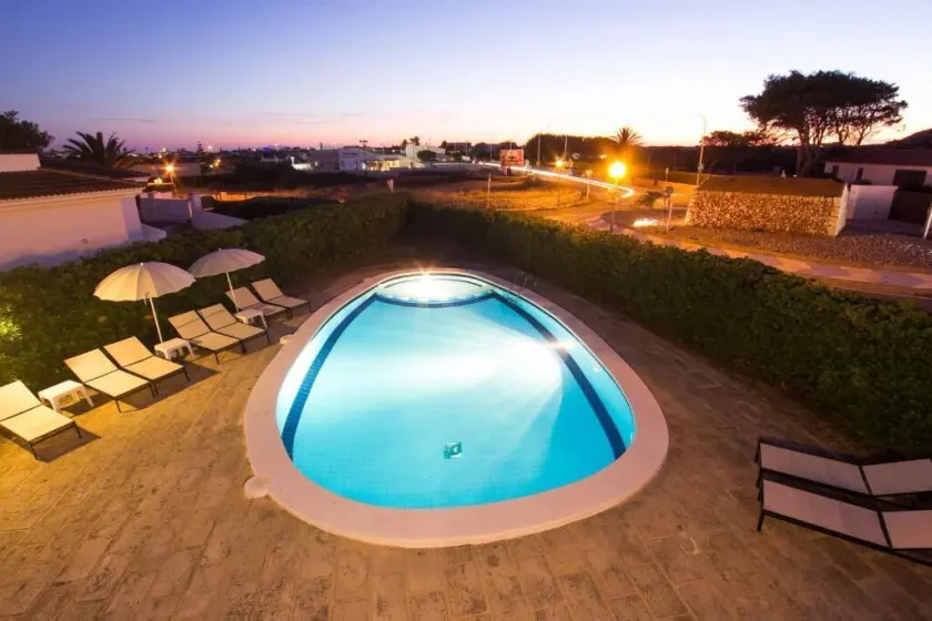 Nuvolet Apartaments - Image 1