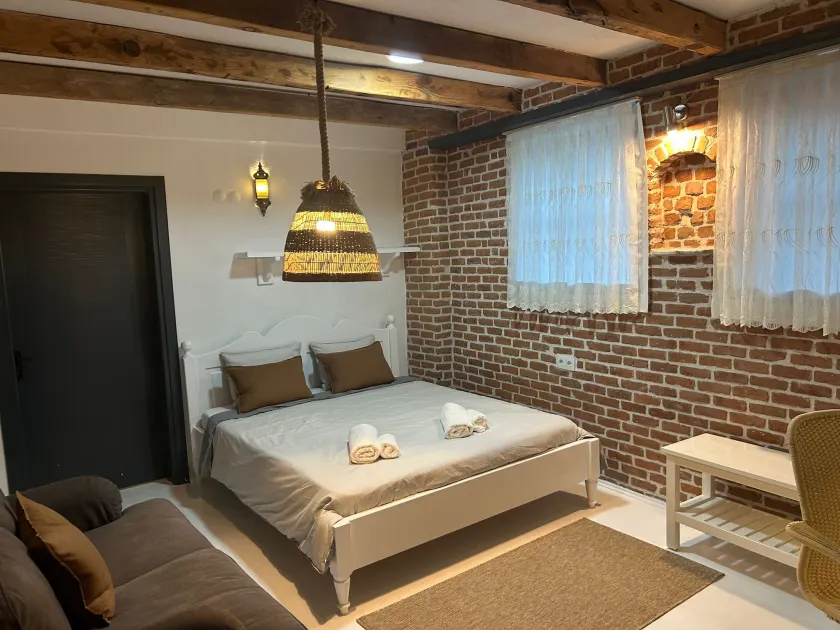 Attalos Suites Hotel - Image 1