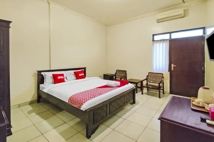 RedDoorz Syariah at Hotel Pandan Wangi near Alun Alun Sidoarjo - Image 1