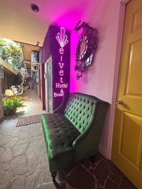 Velvet Hostal La novena - Image 1
