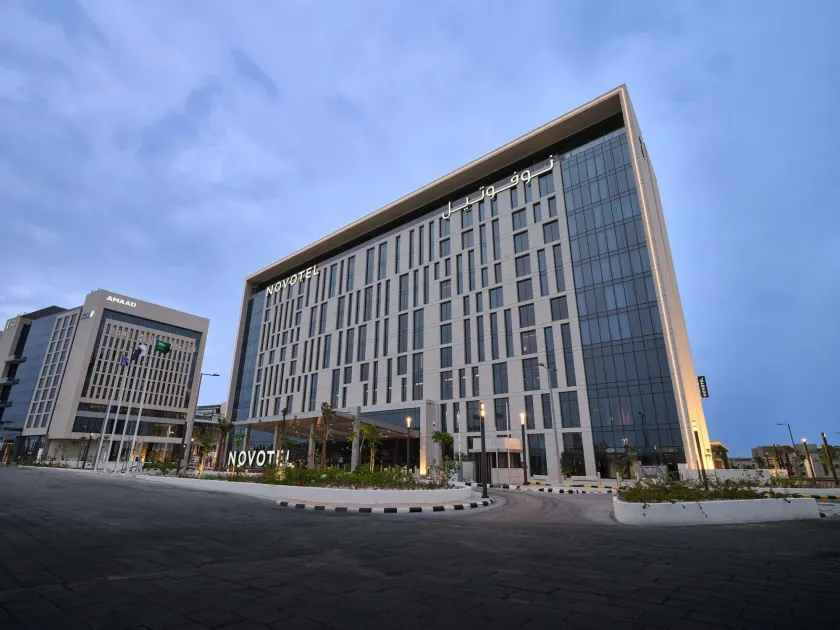 Novotel Dhahran Hotel & Residences - Image 1