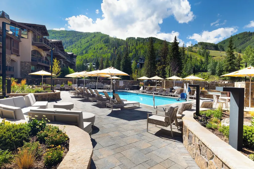 Manor Vail Lodge - Image 1
