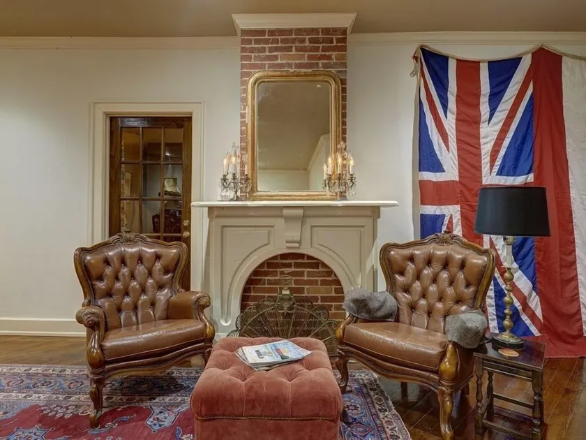 The English Merchant's Inn - Image 1