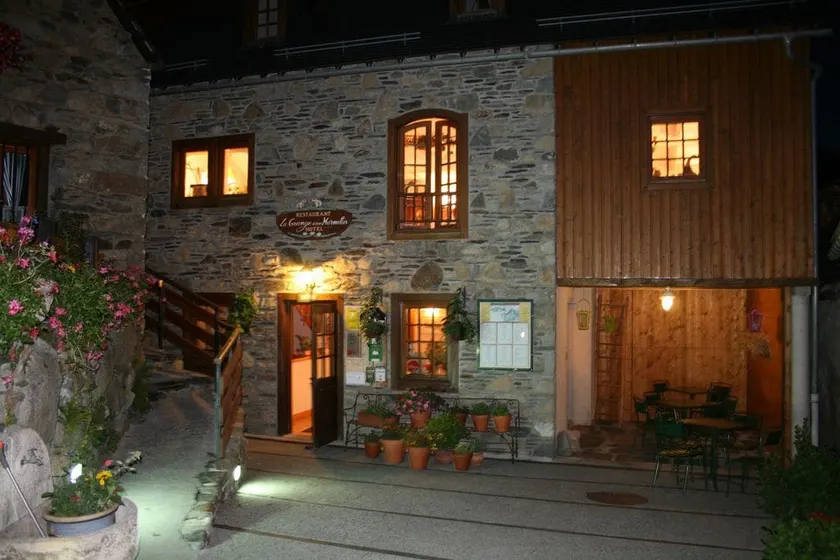 Hôtel La Grange Aux Marmottes - Image 1