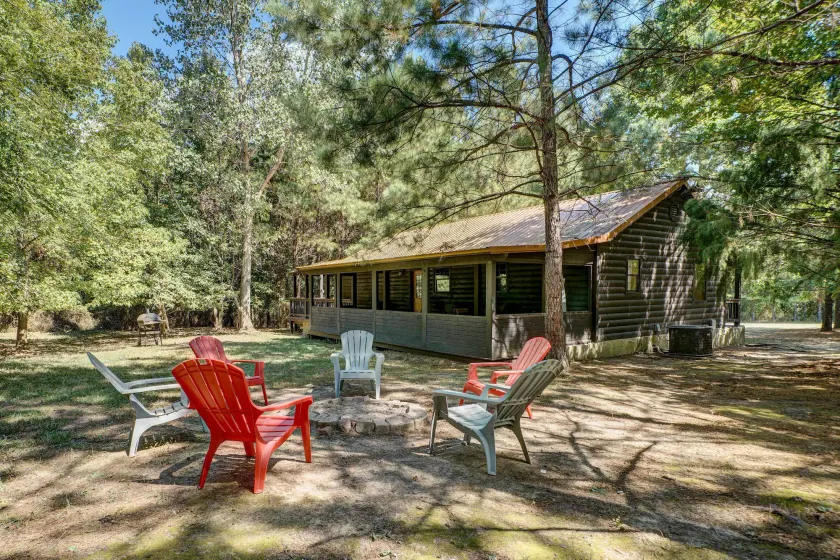 Private Broken Bow Cabin w/ Hot Tub + Gazebo! - Image 1