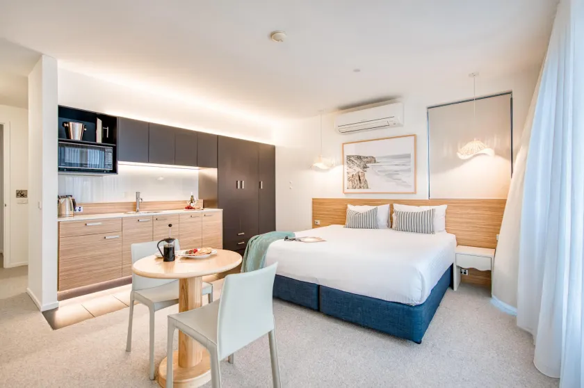 Oaks Vue Suites Geelong - Image 1