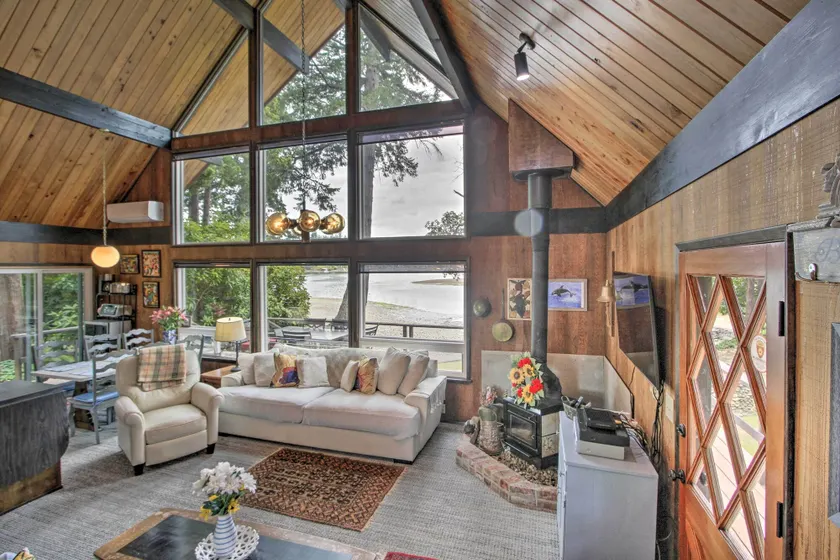 Waterfront Cabin w/ Fire Pit in Gig Harbor! - Image 1