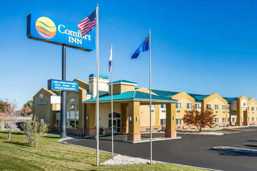 Comfort Inn Elko - Image 1