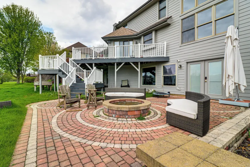 5 Mi to U of M! Bright Family Getaway w/ Patio - Image 1
