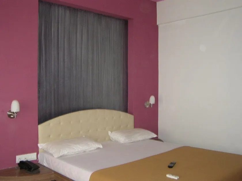 Hotel Sanai Residency - Chambre