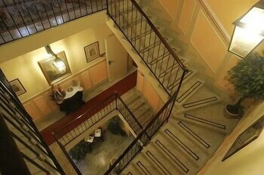 Hotel Amadeus - Image 1