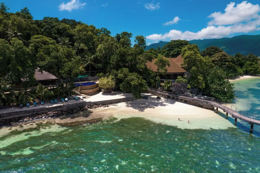 Cerf Island Resort - Image 1