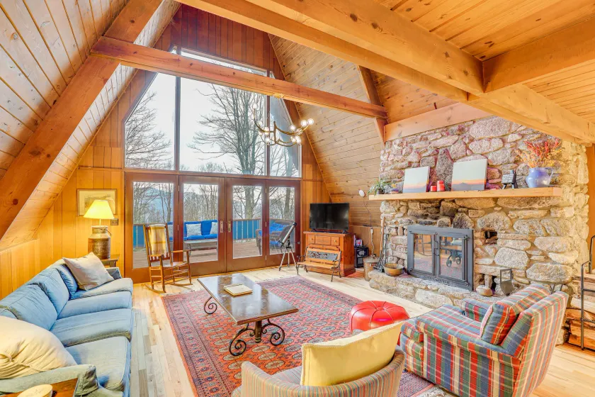 Mars Hill Home w/ Game Room ~ 2 Mi to Skiing! - Image 1