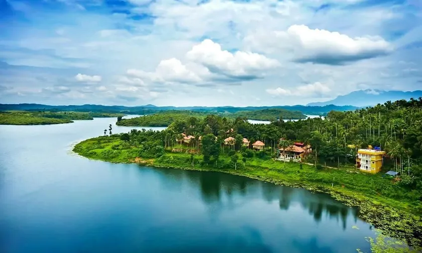 Karapuzha Village Resort - Image 1