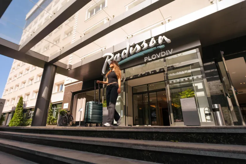 Radisson Hotel Plovdiv - Image 1