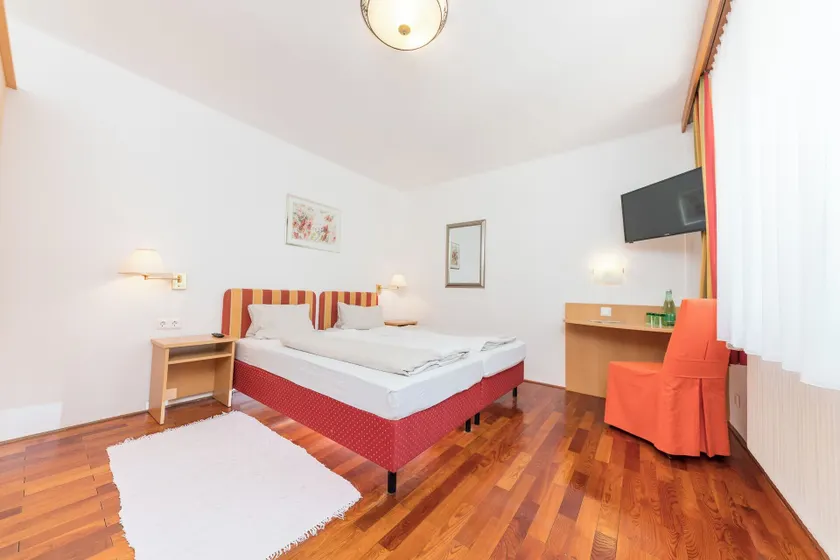Hotel Zur Post - Image 1