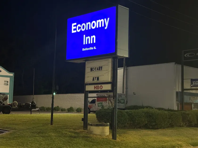 ECONOMY INN - Image 1