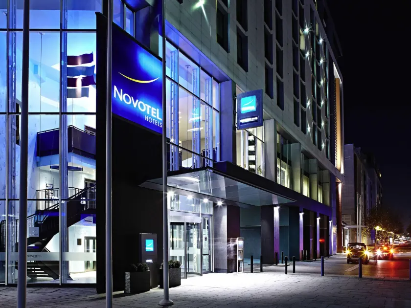 Novotel London Excel - Image 1