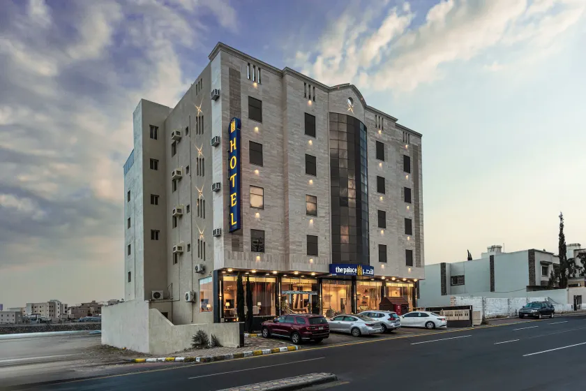 Al Qasr Hotel Suites - Albadie District  - Image 1