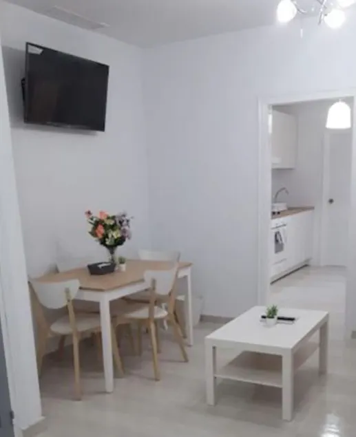 Unique Apartment - Image 1