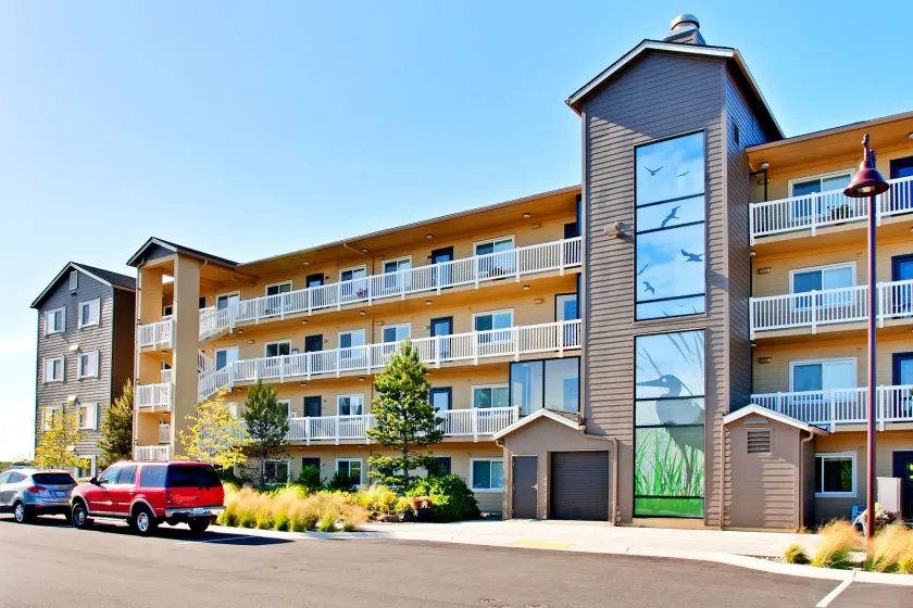 Outlook Condos at Oyhut Bay Resort - Image 1