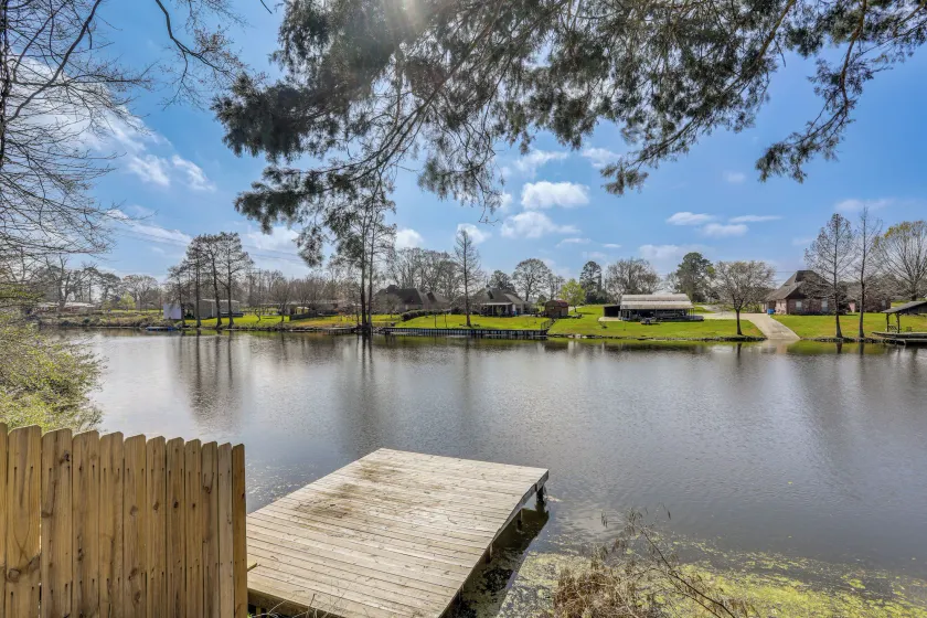 Waterfront Home on False River w/ Shared Pier - Image 1