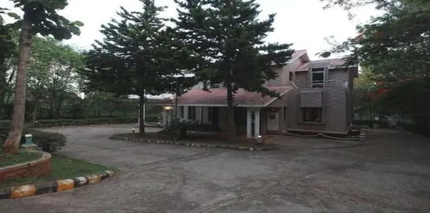 Temple Tree Residence - Image 1
