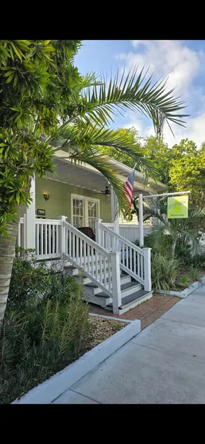 L'Habitation Guesthouse- Adult Exclusive - Image 1