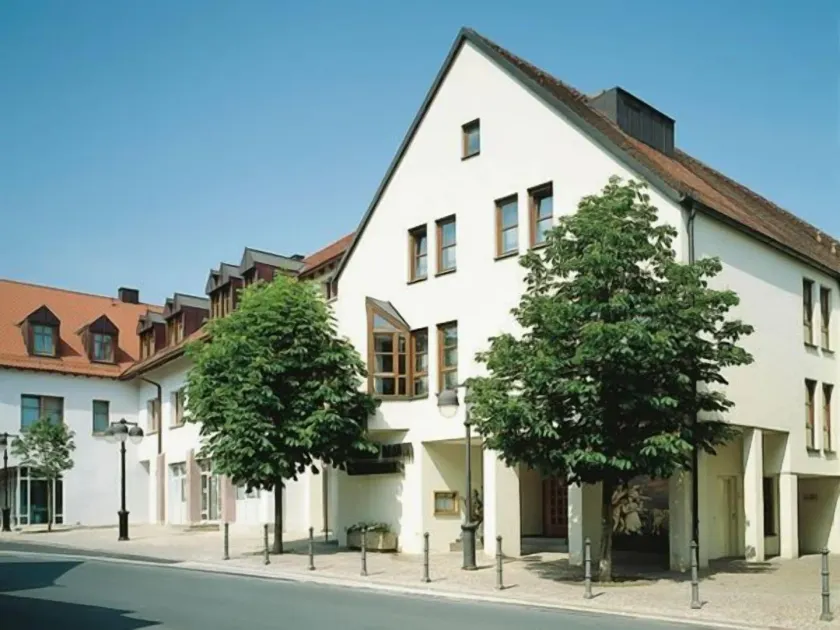 Hotel Lamm - Image 1