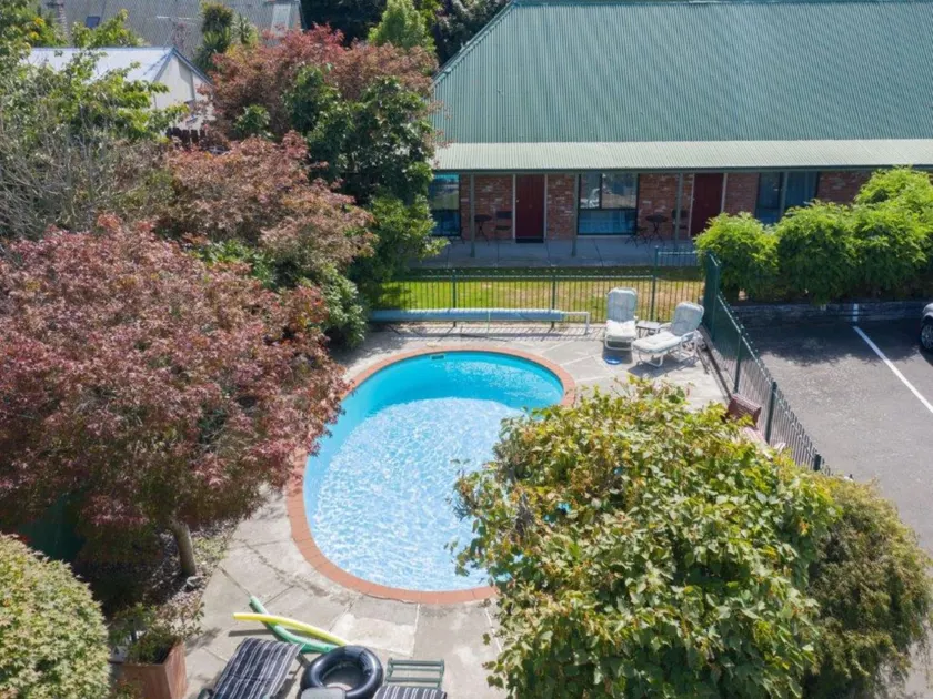Ashburton's Regency Motel - Image 1