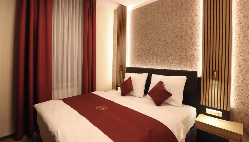 Hotel Golden Pearl Magdeburg im Stadtzentrum - Image 1