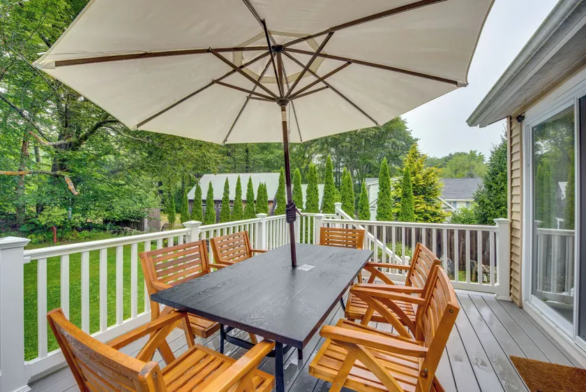 Rye Coastal Retreat w/ Deck & Outdoor Dining - Image 1
