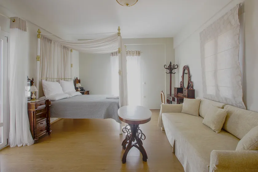 Emilia Luxury Apartments - Image 1