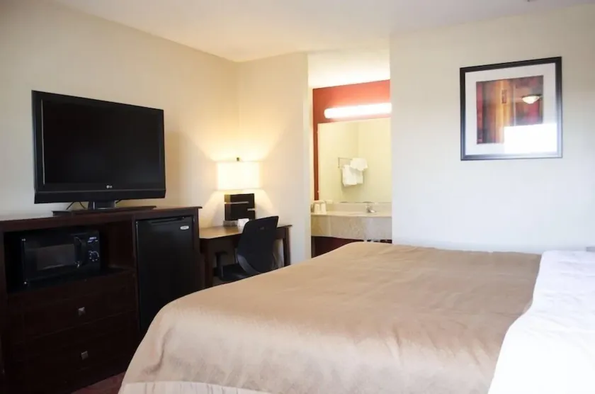 Sunset Inn - Image 1