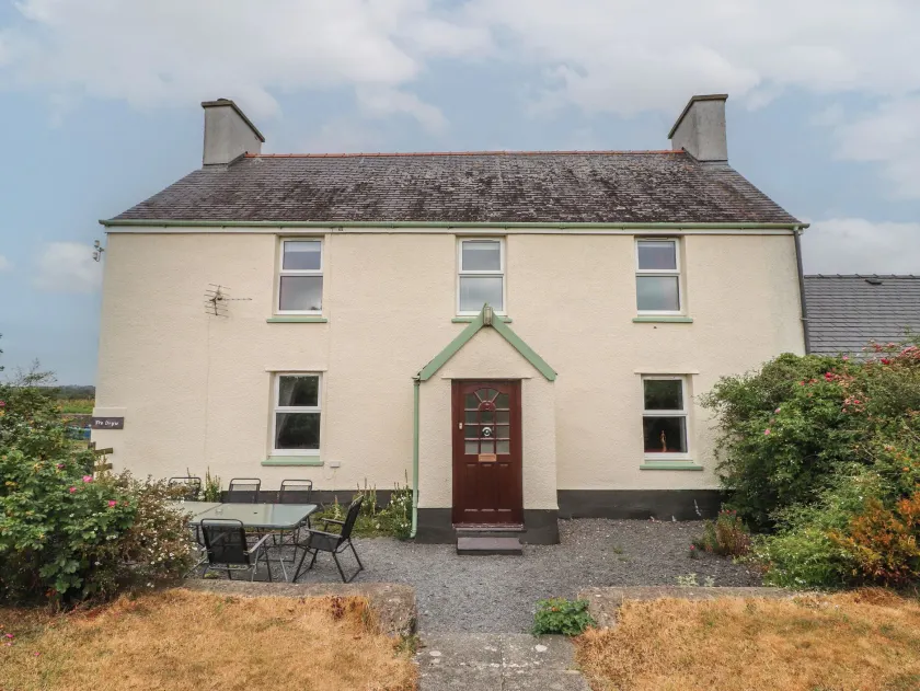 The Farmhouse - Image 1