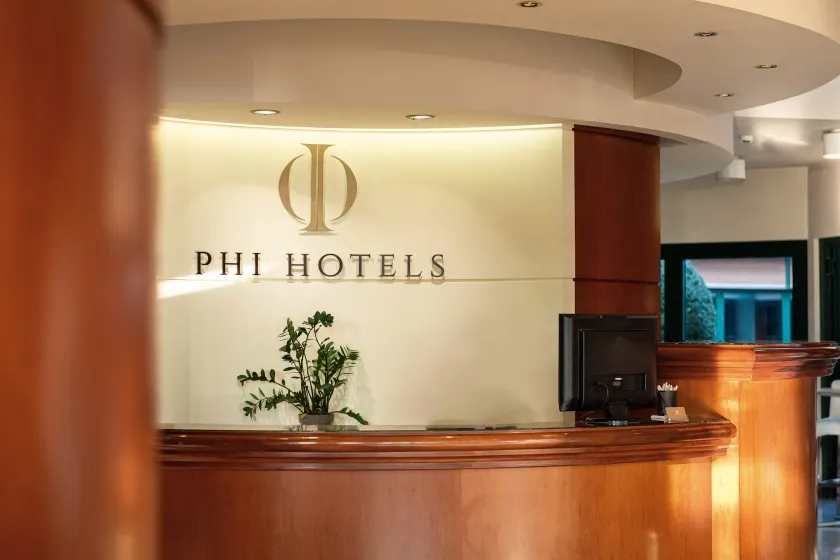 Phi Hotel Emilia - Image 1