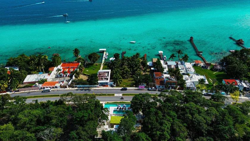 Hotel y Eco-Cabañas Azul María Bacalar - Image 1