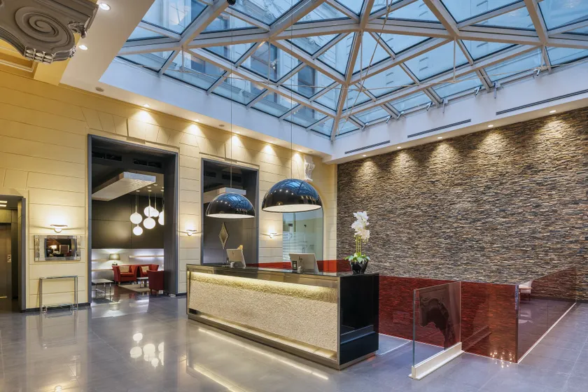 Eurostars Palazzo Zichy - Image 1